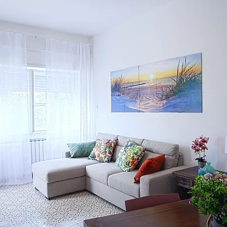 Apartment Abouterracina Bemi Al Mare, Di Fronte La *