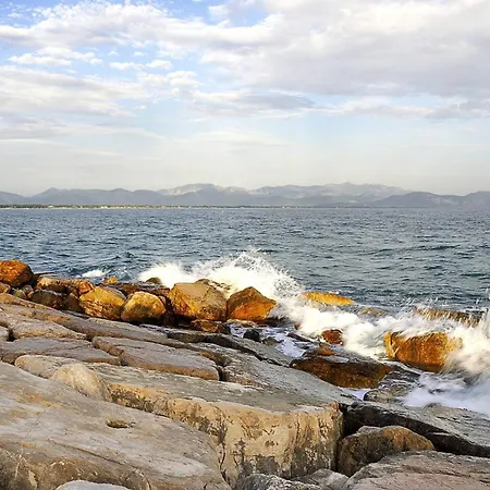 Abouterracina Bemi Al Mare, Di Fronte La Appartamento